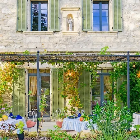 Frühstückspension Bastide De Bellegarde 2*