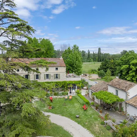 Bastide De Bellegarde 2*